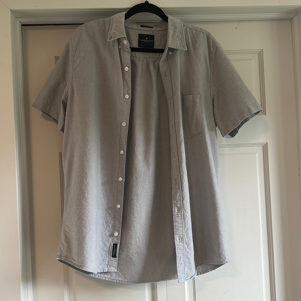AE cotton button up shirt